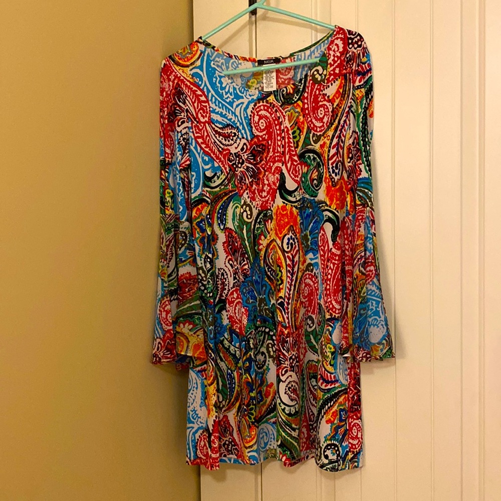 Bright and colorful paisley dress with bell sleeves, size Large.